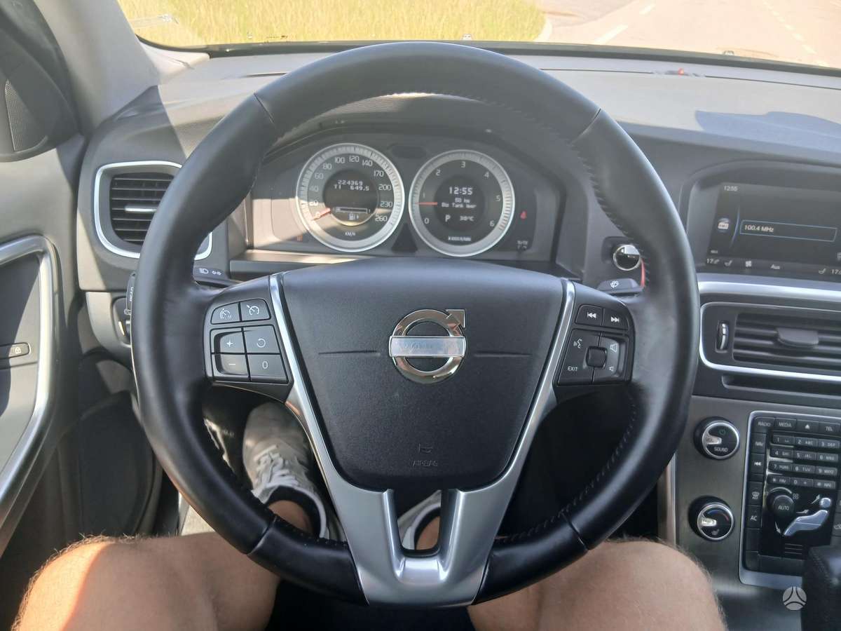 Volvo S60, 2.0 l., Седан