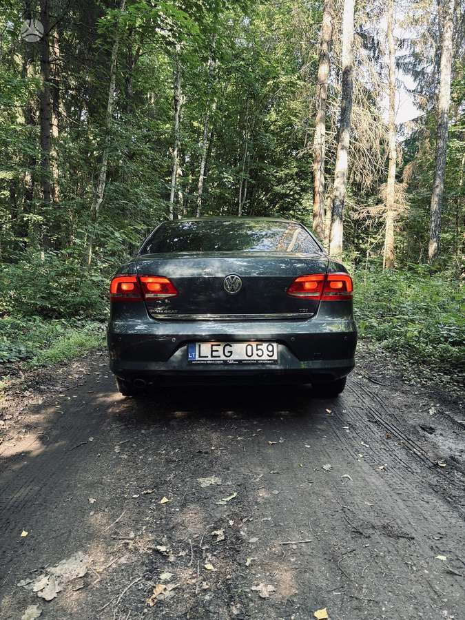 Volkswagen Passat - 6