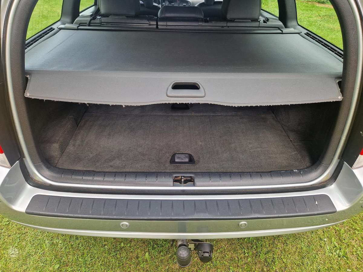 Volvo V70, 2.4 l., wagon