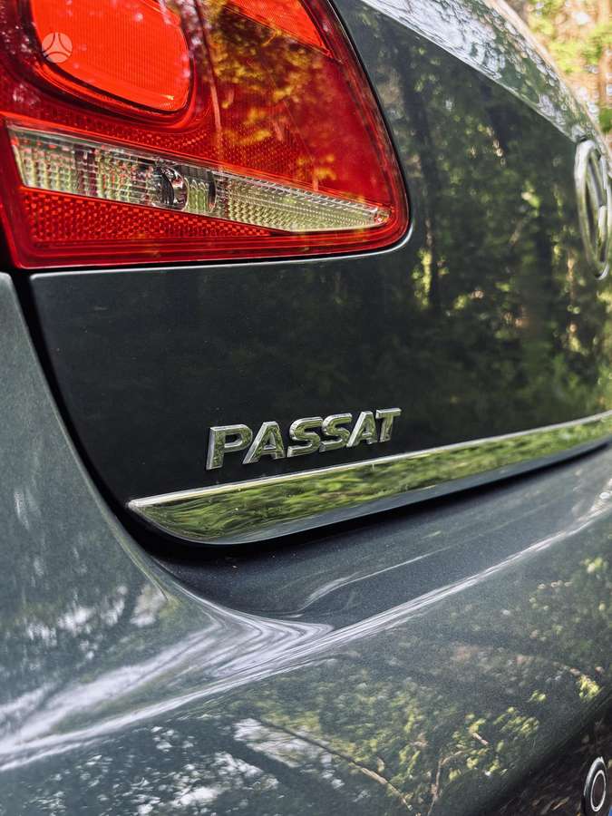 Volkswagen Passat - 9