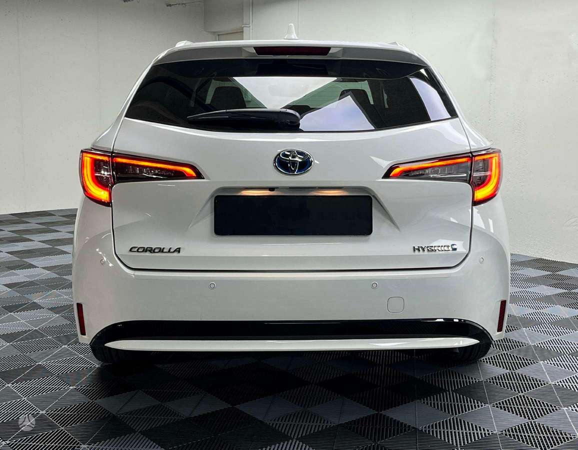 Toyota Corolla - 8