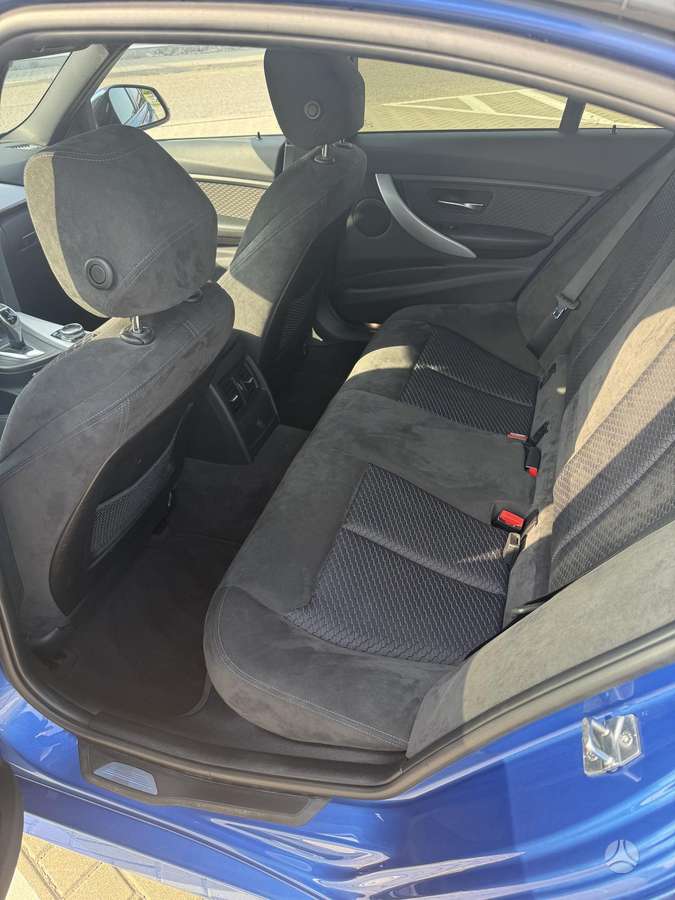 BMW 320, 2.0 l., Седан