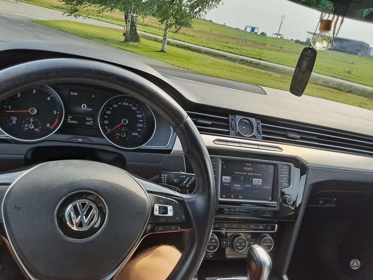 Volkswagen Passat, 2.0 l., Универсал