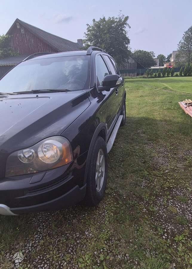 Volvo XC90 - 11