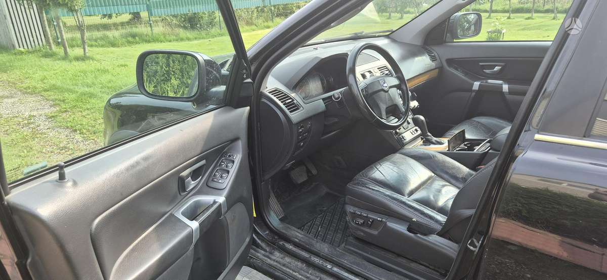 Volvo XC90 - 12