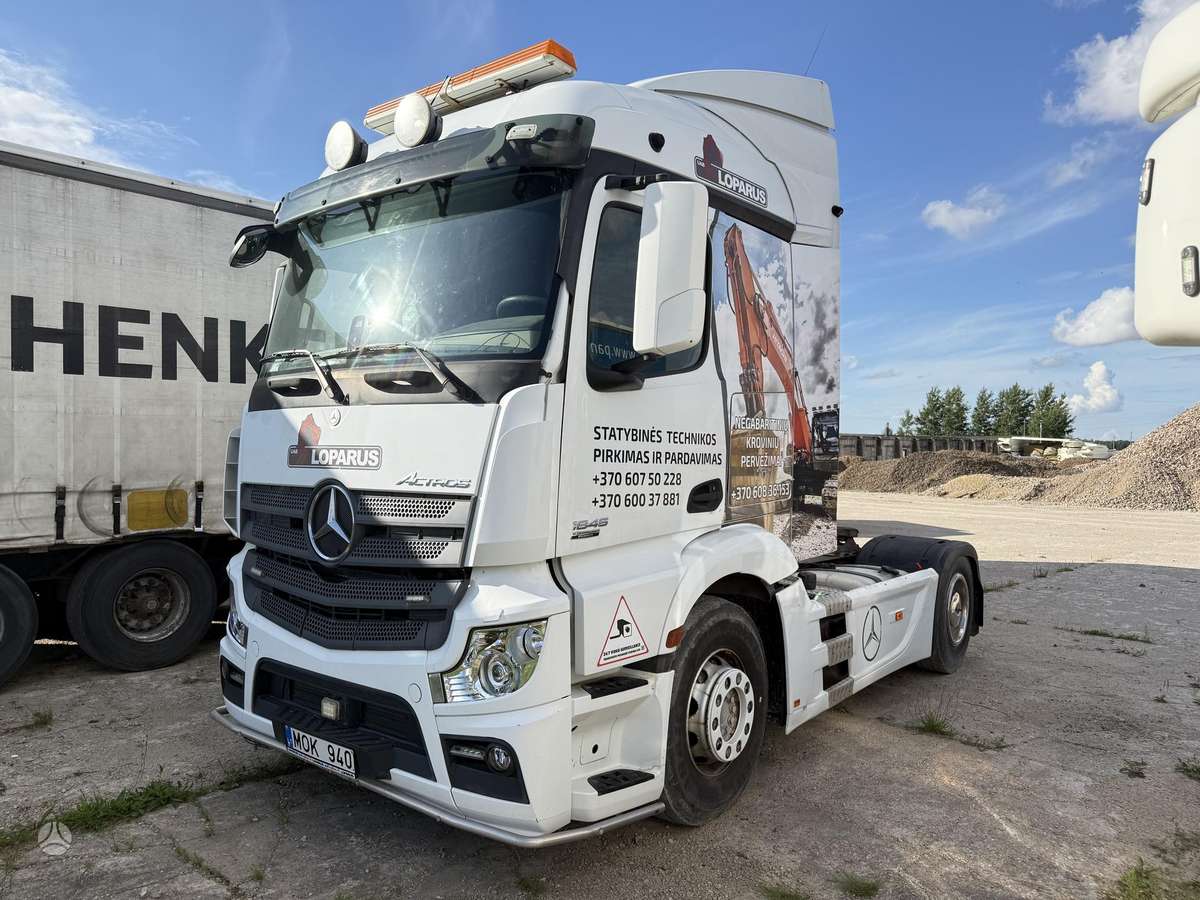 Mercedes-Benz Actros 1845, single sleeper