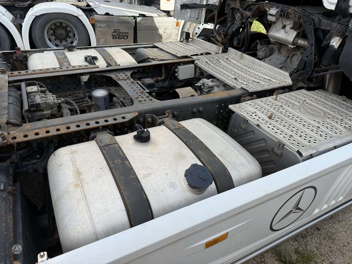 Mercedes-Benz Actros 1845, single sleeper