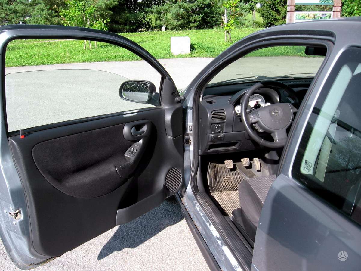 Opel Corsa, 1.2 l., Хэтчбек