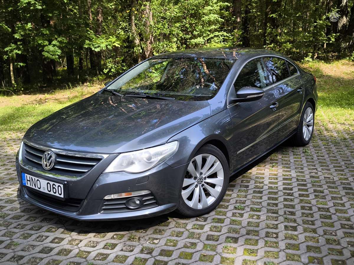 Volkswagen Passat CC - 1
