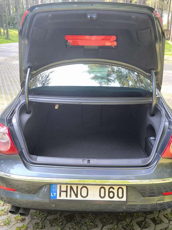 Volkswagen Passat CC - 8