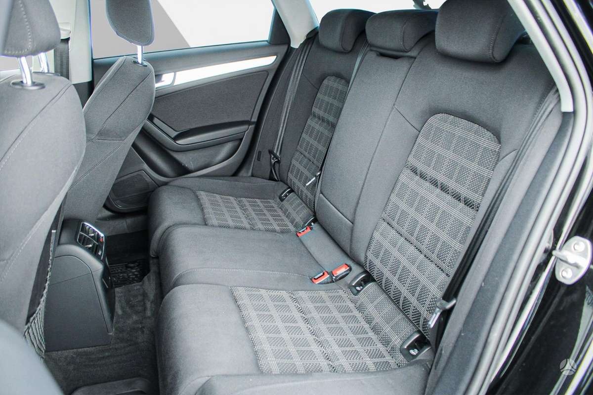 Audi A4, 2.0 l., universalas