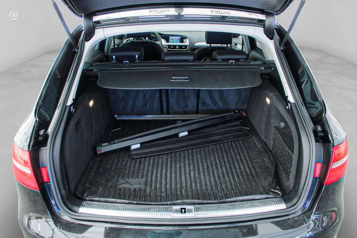 Audi A4, 2.0 l., Универсал