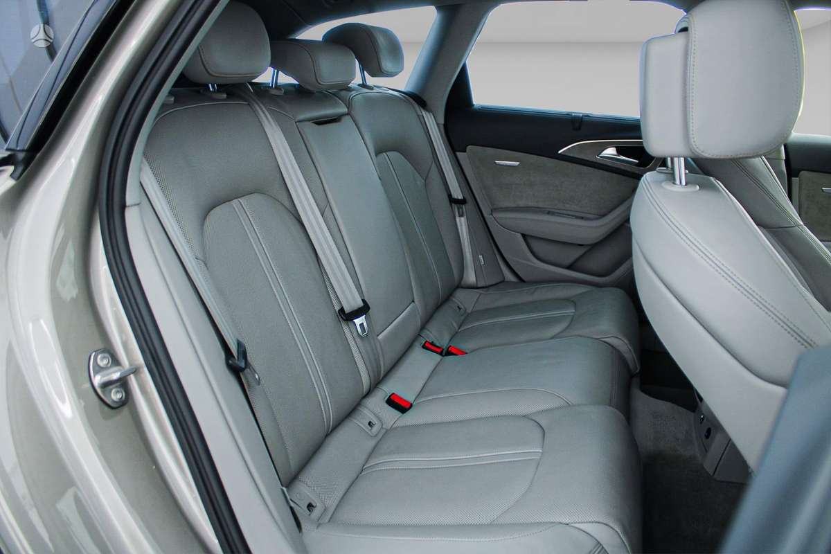 Audi A6 allroad, 3.0 l., Универсал