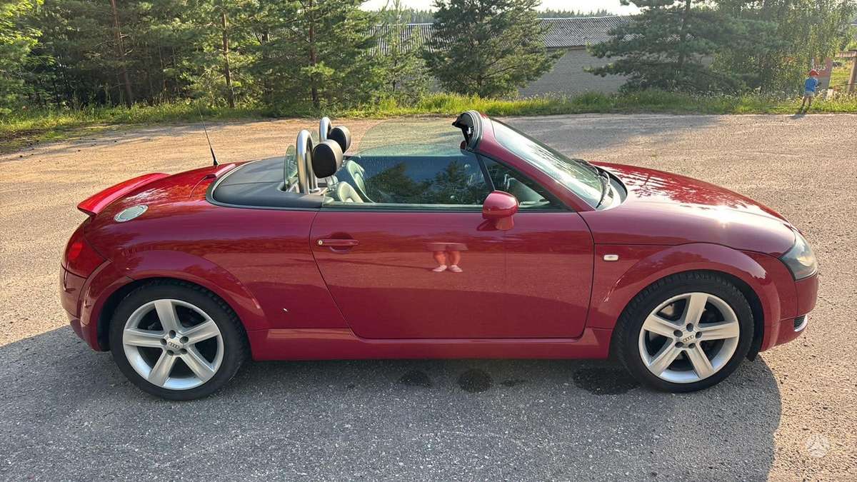 Audi TT, 1.8 l., convertible