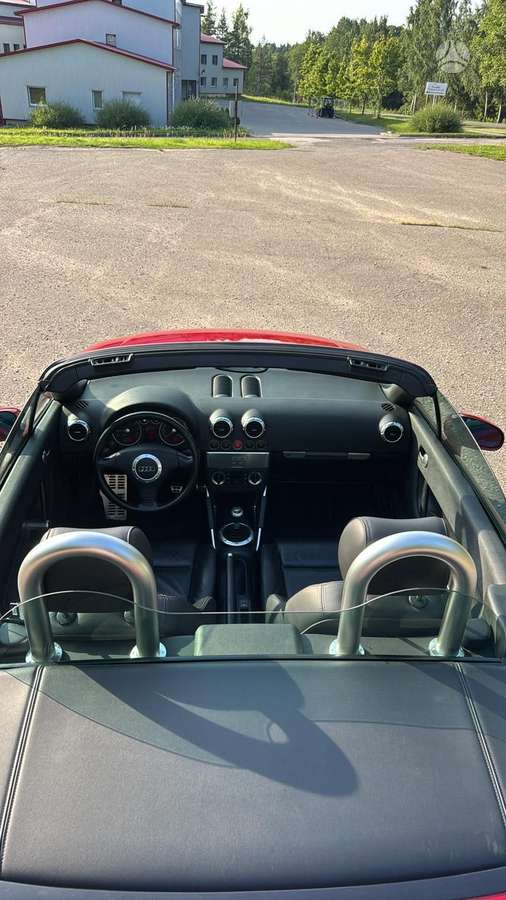 Audi TT, 1.8 l., convertible