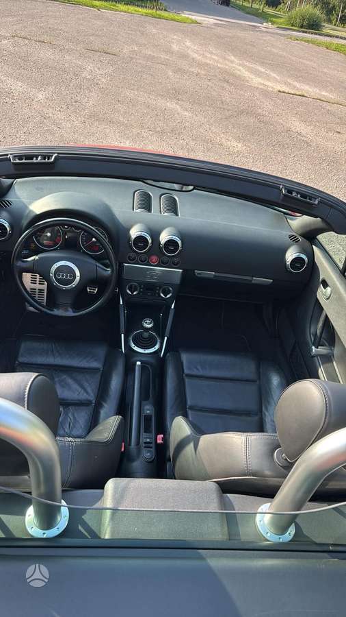 Audi TT, 1.8 l., convertible