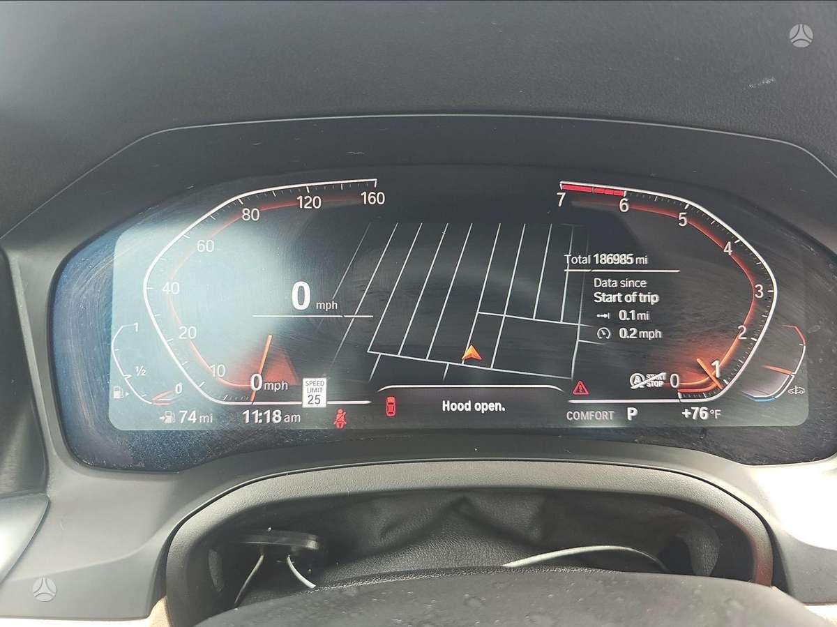 BMW 330, 2.0 l., Седан