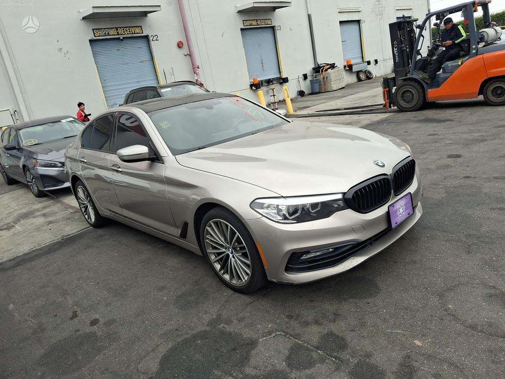 BMW 530, 2.0 l., Седан