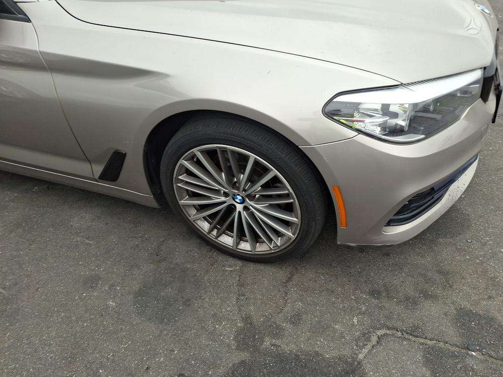 BMW 530, 2.0 l., Седан