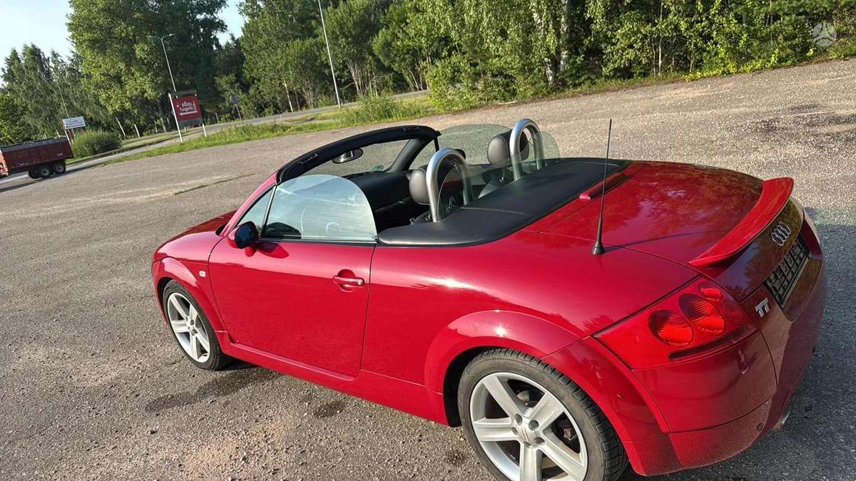 Audi TT, 1.8 l., convertible