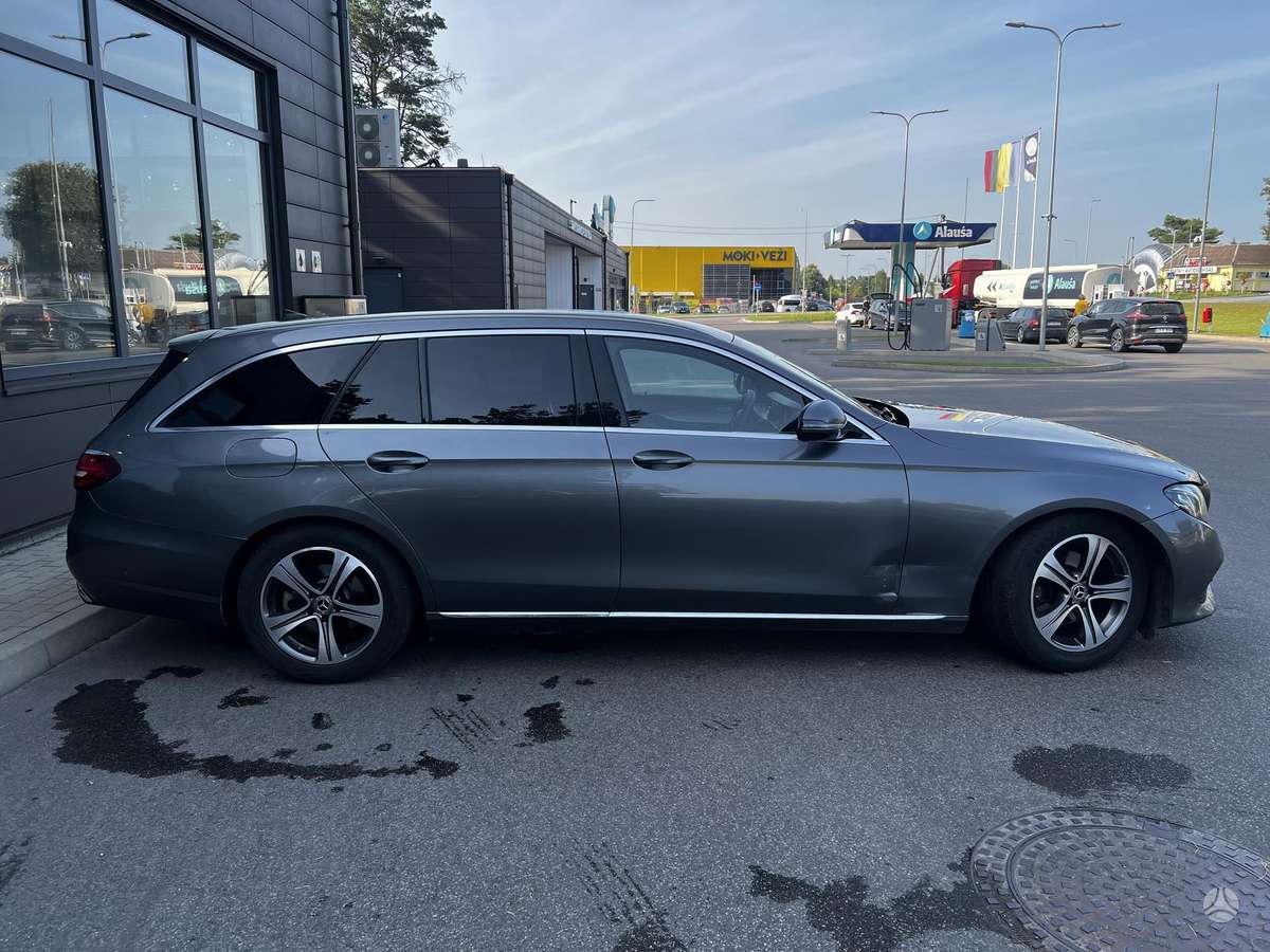 Mercedes-Benz E200, 2.0 l., Универсал