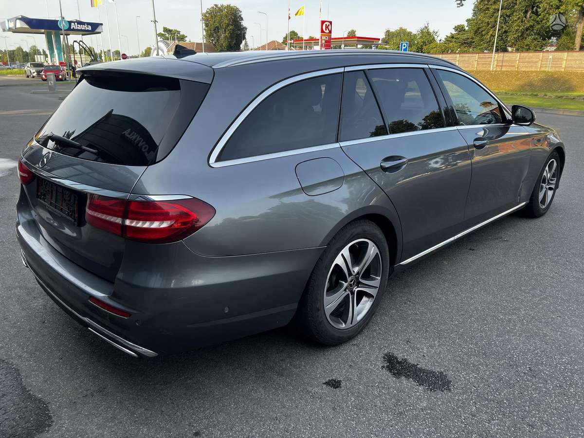 Mercedes-Benz E200, 2.0 l., Универсал