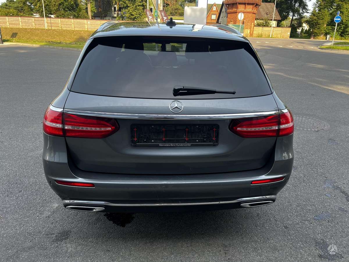 Mercedes-Benz E200, 2.0 l., Универсал