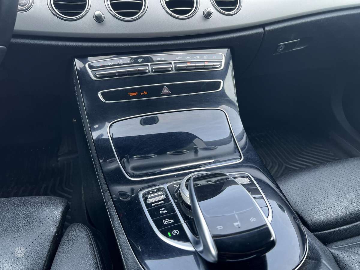 Mercedes-Benz E200, 2.0 l., Универсал