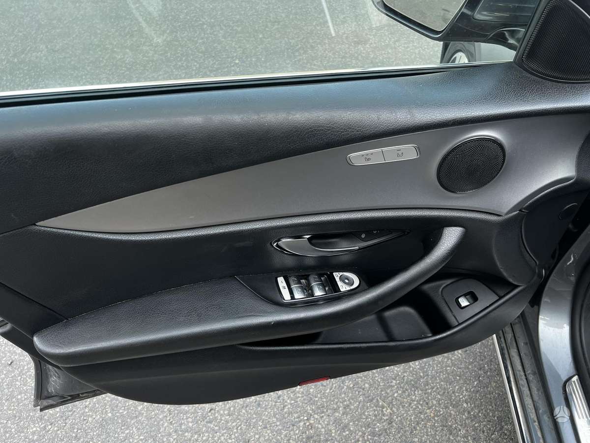 Mercedes-Benz E200, 2.0 l., Универсал
