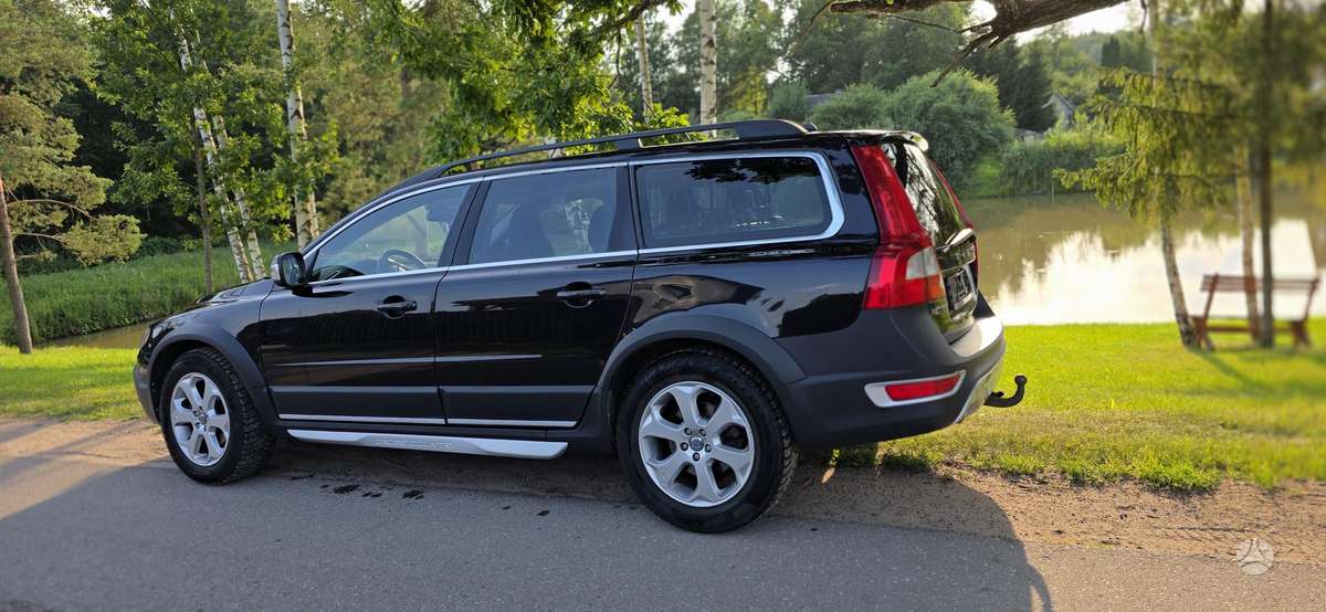 Volvo XC70, 2.4 l., wagon