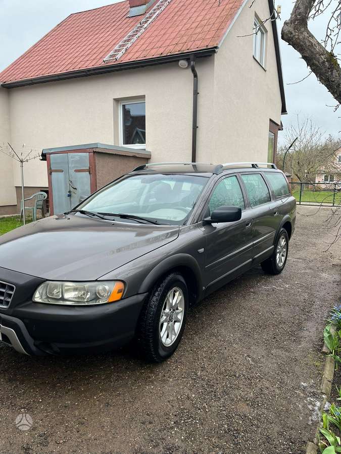 Volvo XC70, 2.4 l., wagon