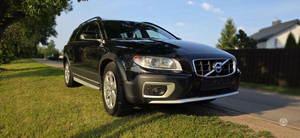 Volvo XC70, 2.4 l., wagon