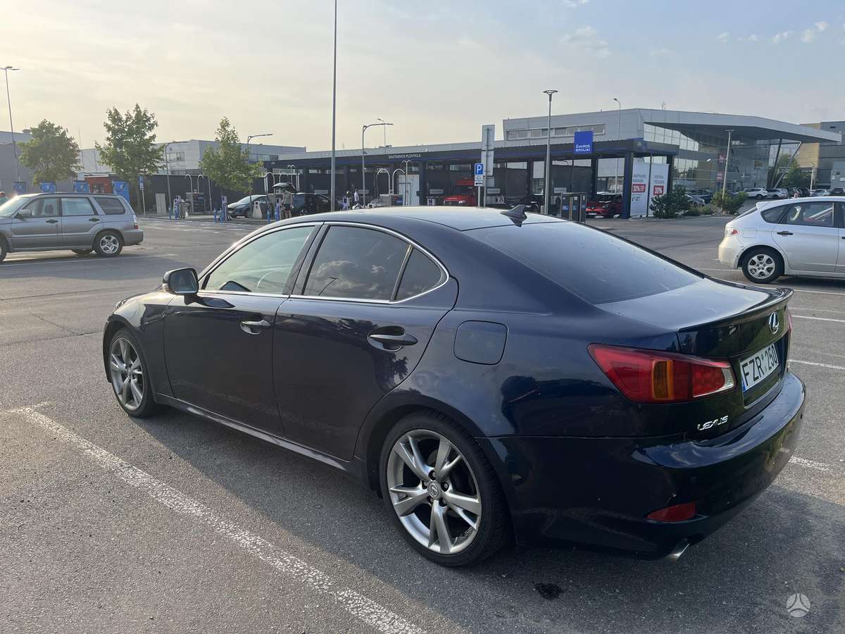 Lexus IS 250, 2.5 l., Седан