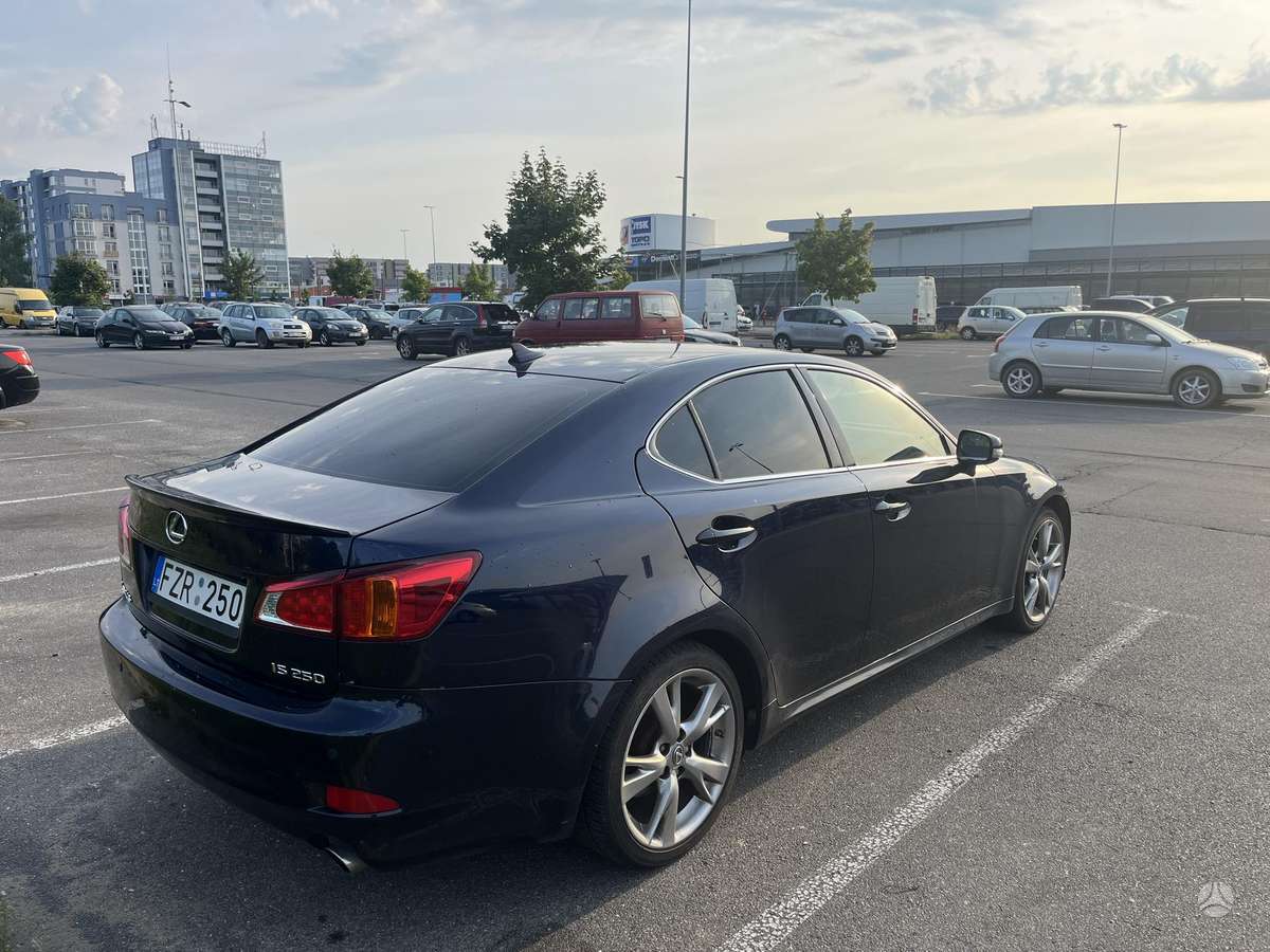 Lexus IS 250, 2.5 l., Седан