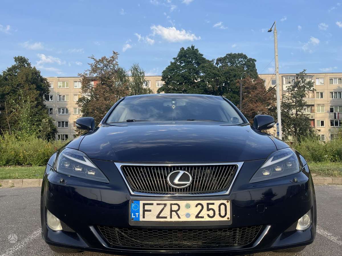 Lexus IS 250, 2.5 l., Седан