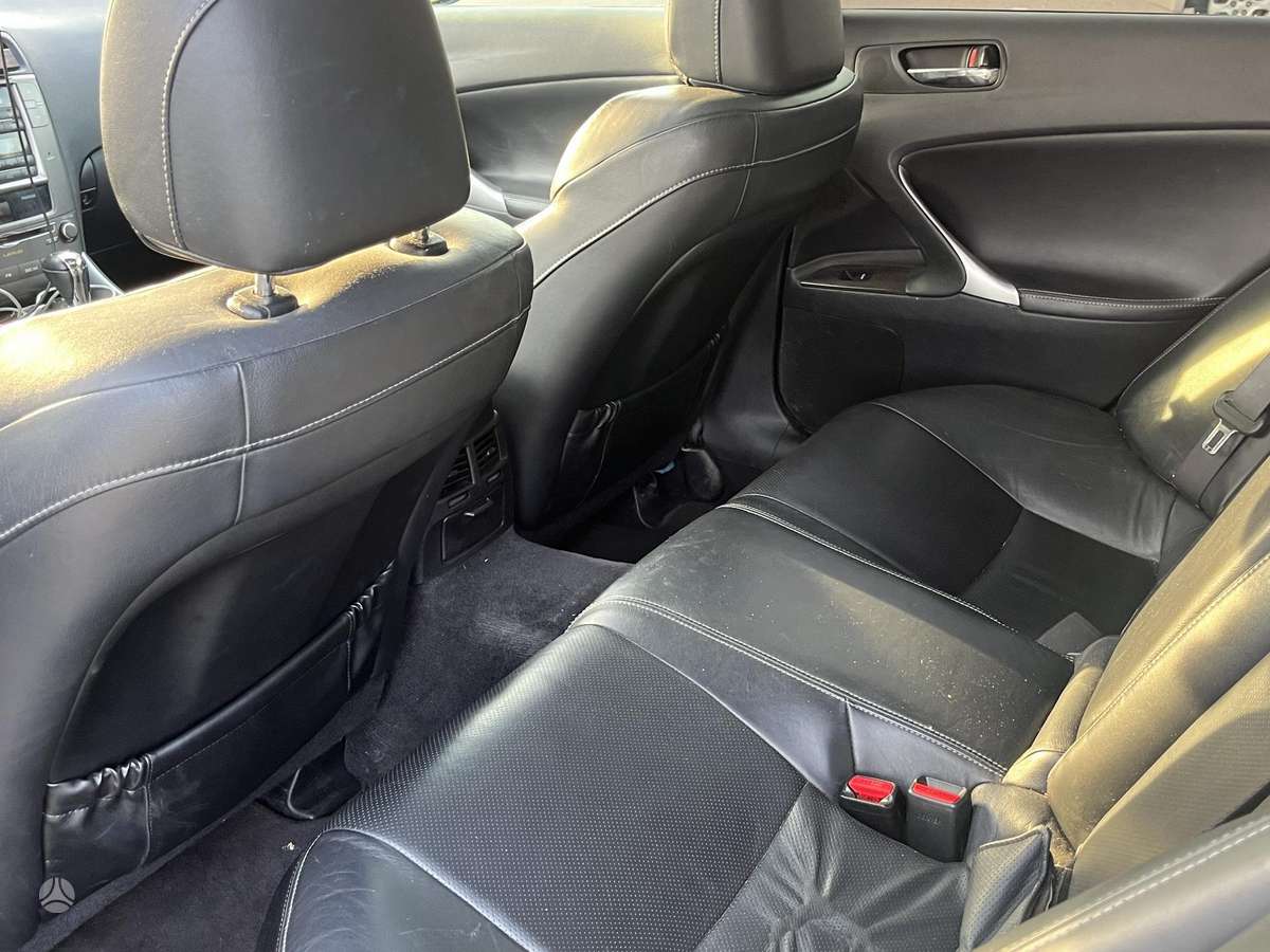 Lexus IS 250, 2.5 l., Седан