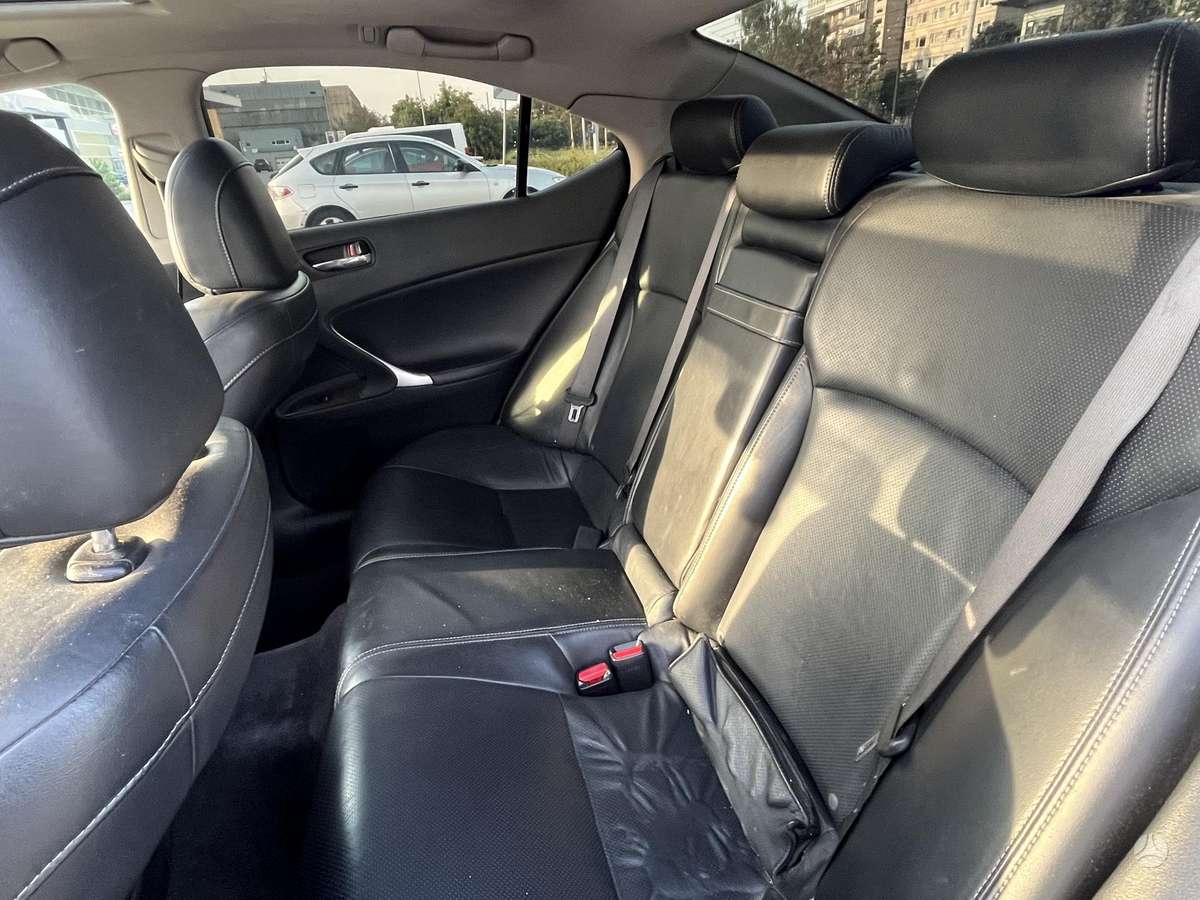 Lexus IS 250, 2.5 l., Седан