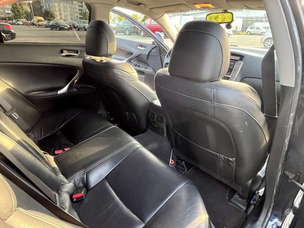 Lexus IS 250, 2.5 l., Седан
