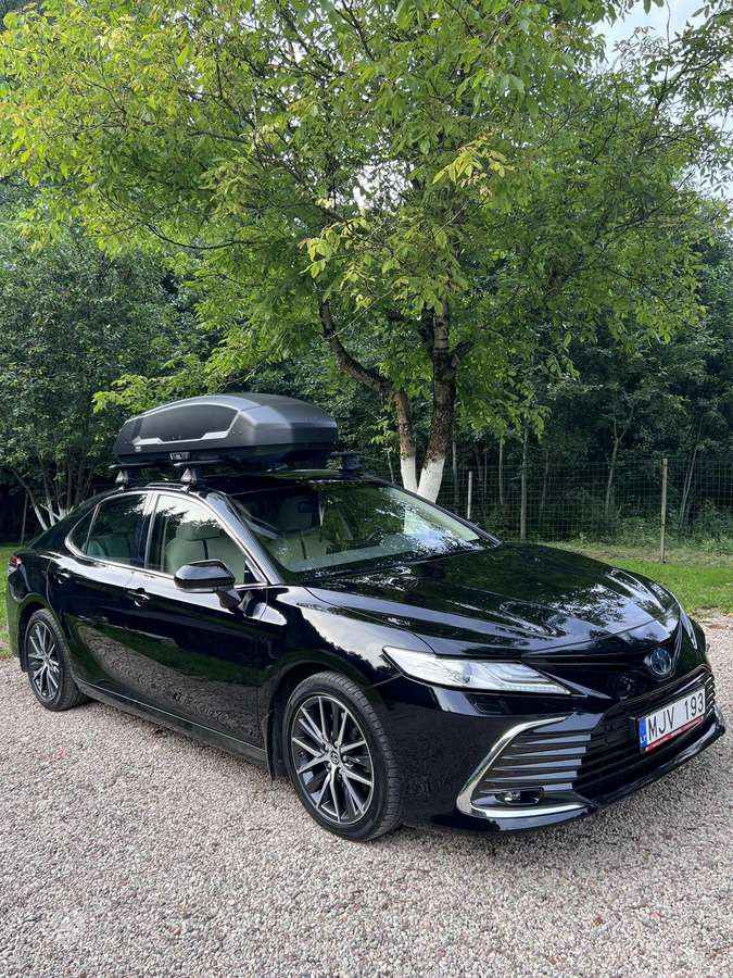 Toyota Camry - 2