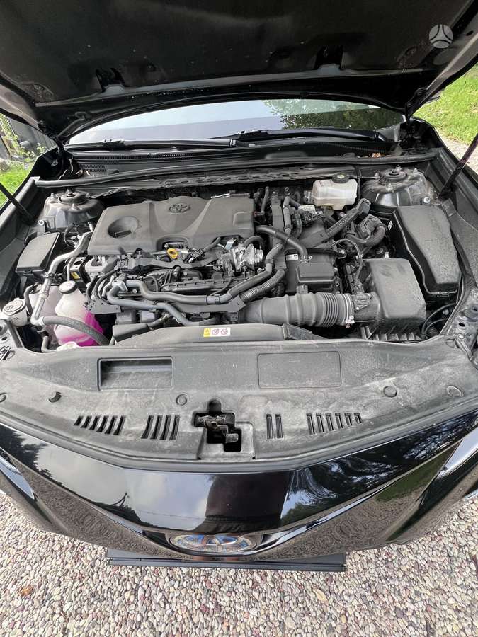 Toyota Camry - 6