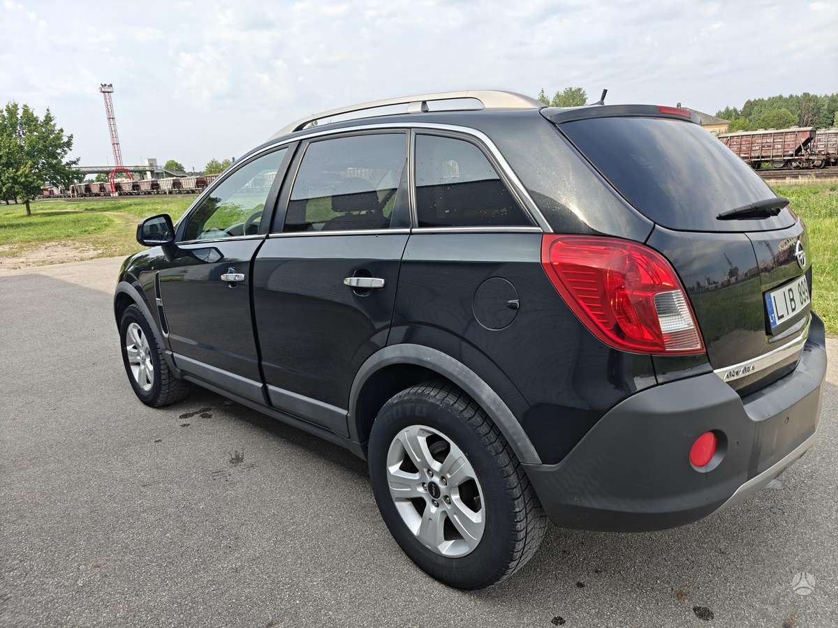 Opel Antara, 2.2 l., Внедорожник / Кроссовер