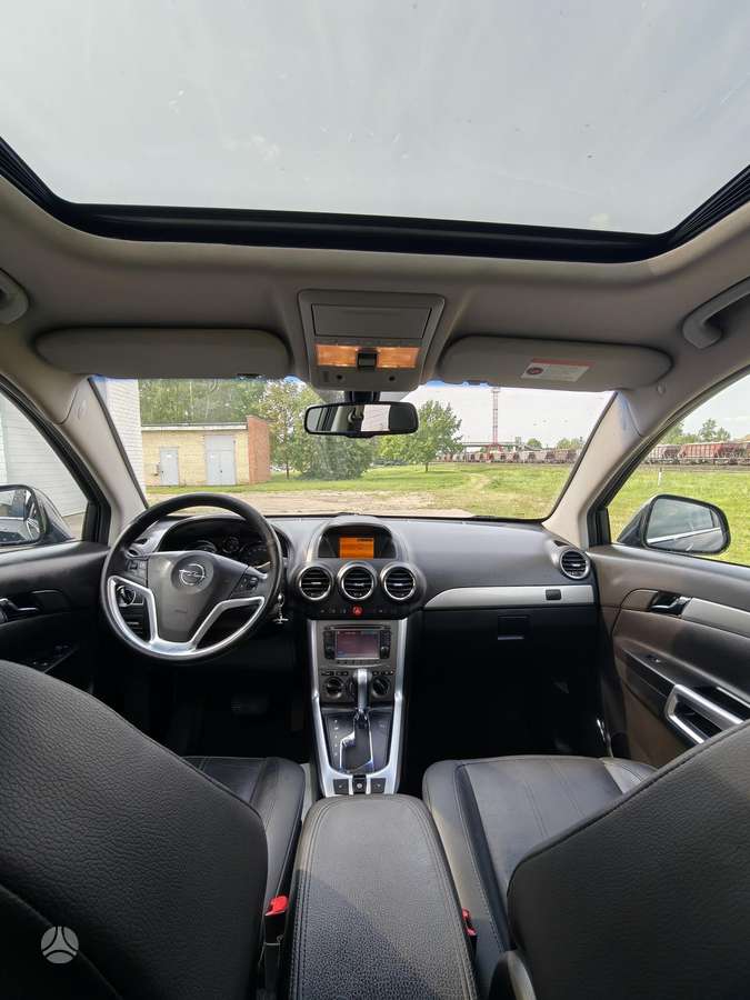 Opel Antara, 2.2 l., Внедорожник / Кроссовер