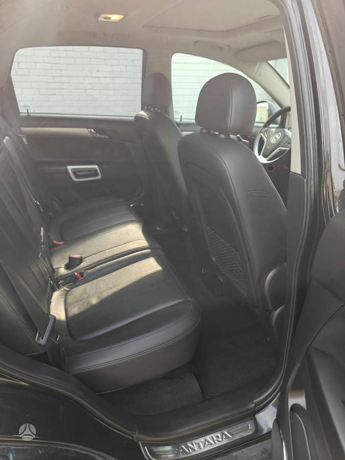 Opel Antara, 2.2 l., Внедорожник / Кроссовер