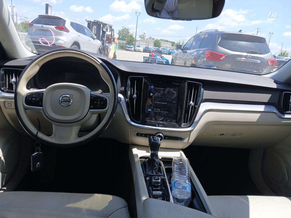 Volvo S60, 2.0 l., Седан