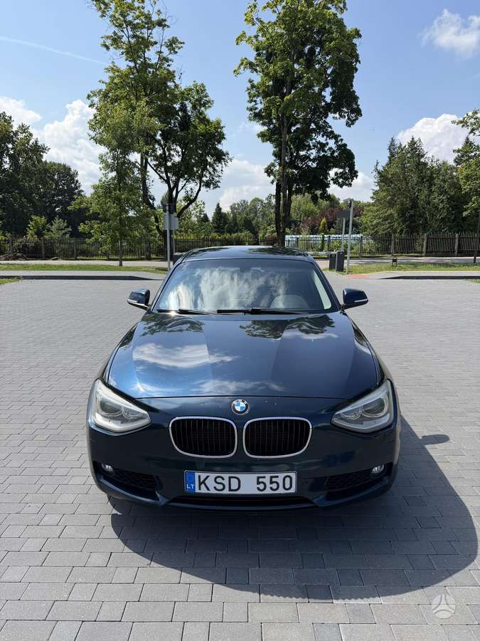 BMW 116, 1.6 l., hatchback