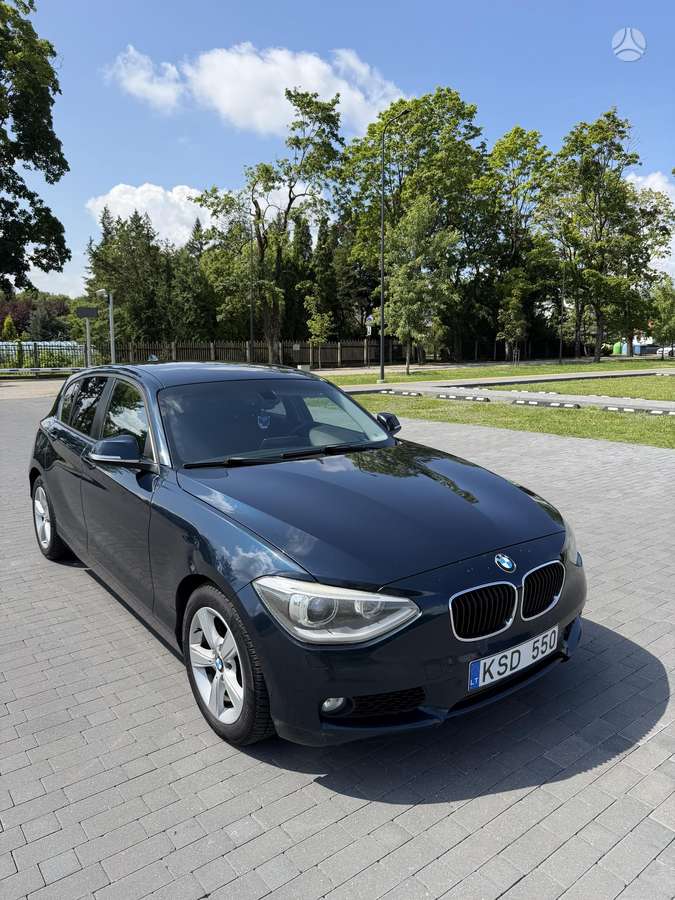 BMW 116, 1.6 l., hatchback
