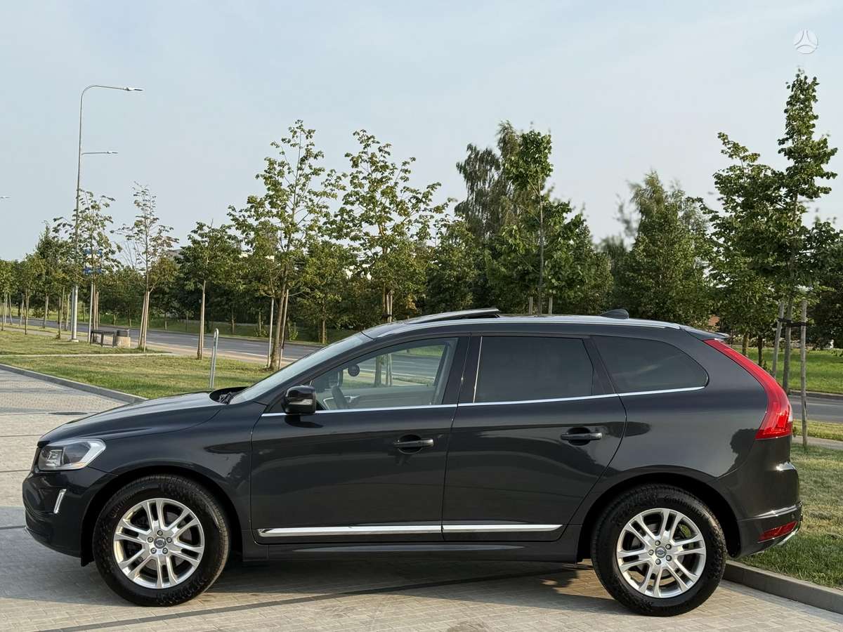 Volvo XC60, 2.0 l., off-road / crossover
