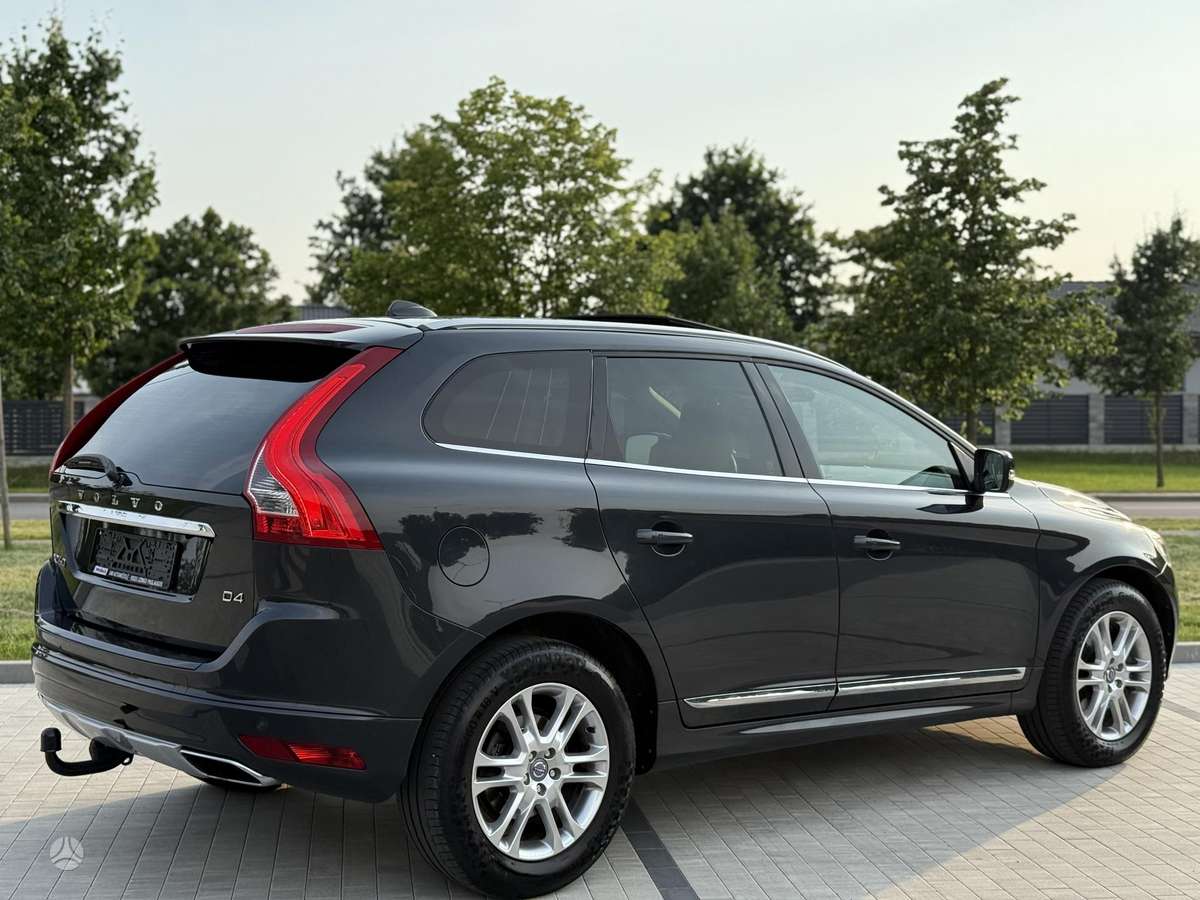 Volvo XC60, 2.0 l., off-road / crossover