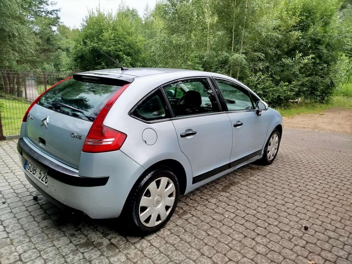 Citroen C4, 1.6 l., hatchback