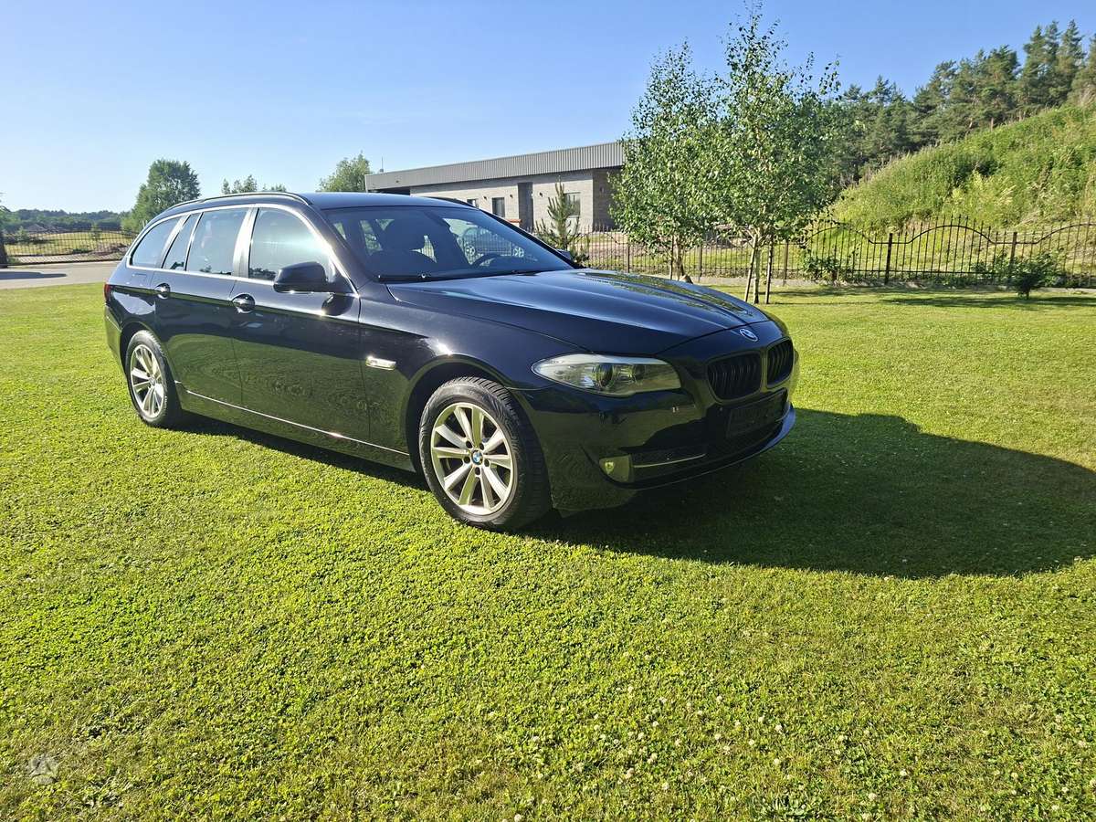 BMW 520, 2.0 l., universalas